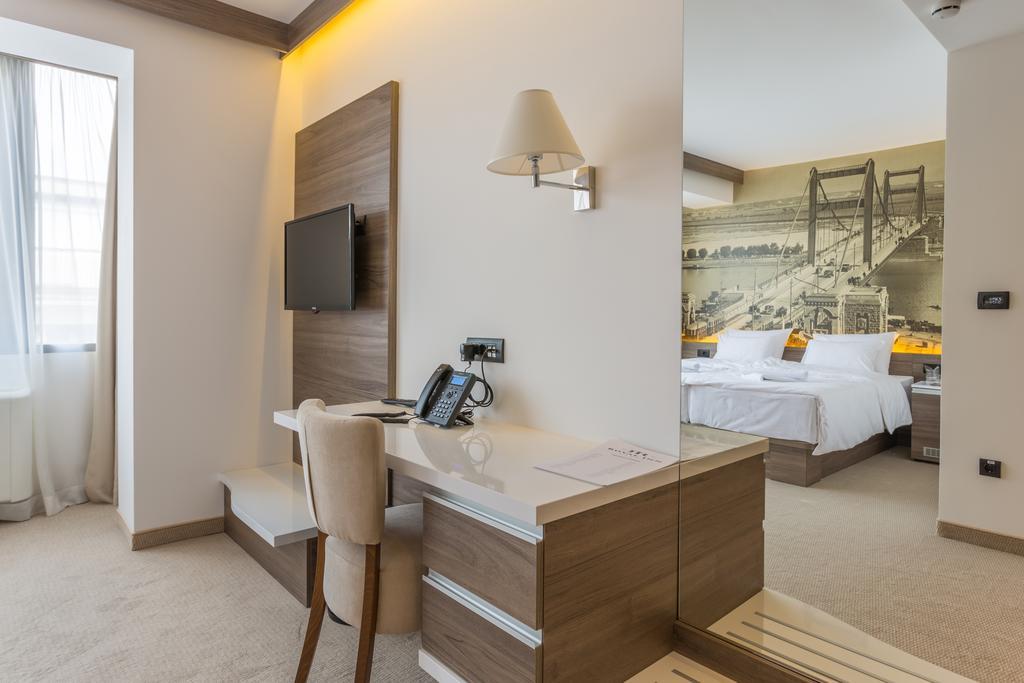Hotel Royal Inn Belgrade Exterior photo